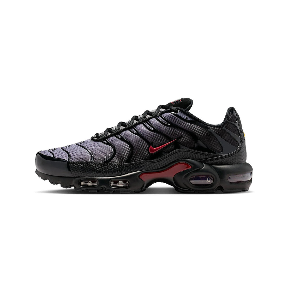 Nike Air Max Plus TN 'Black Pencil Point Team Crimson' (2021)